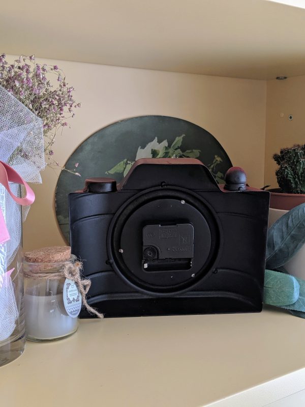 Vintage Camera Clock Red Jetzt online – Bild 2